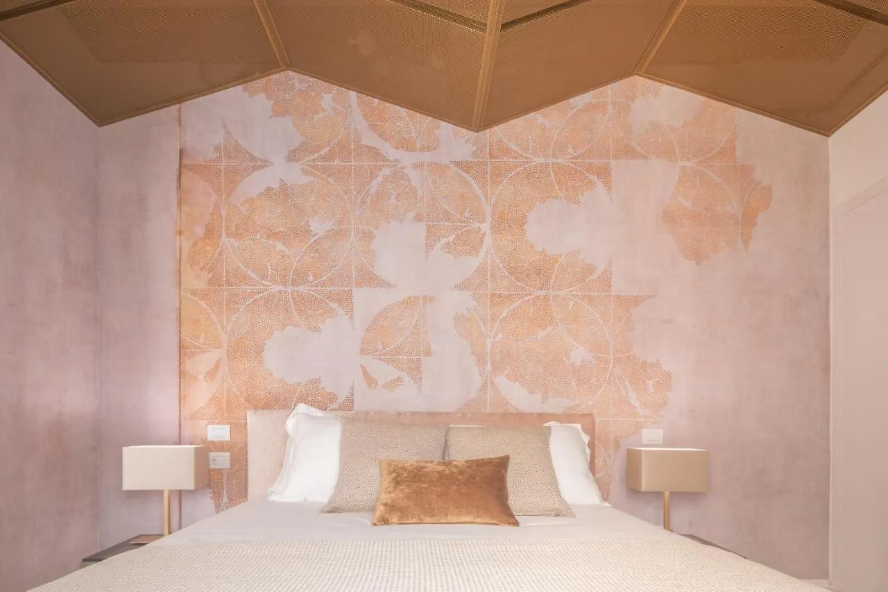 Ninfea Luxury Suites Venice Guest house