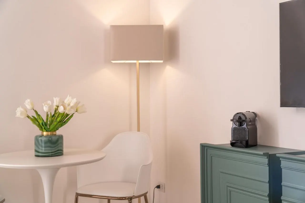Ninfea Luxury Suites Venice 0*,